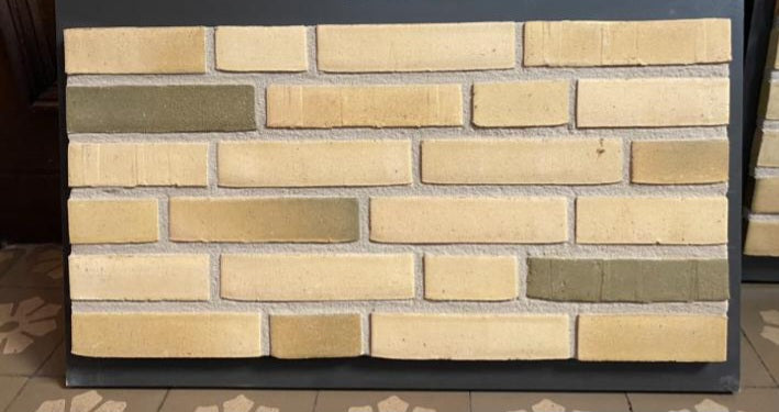 1681ws Brand | DF | Wasserstrich