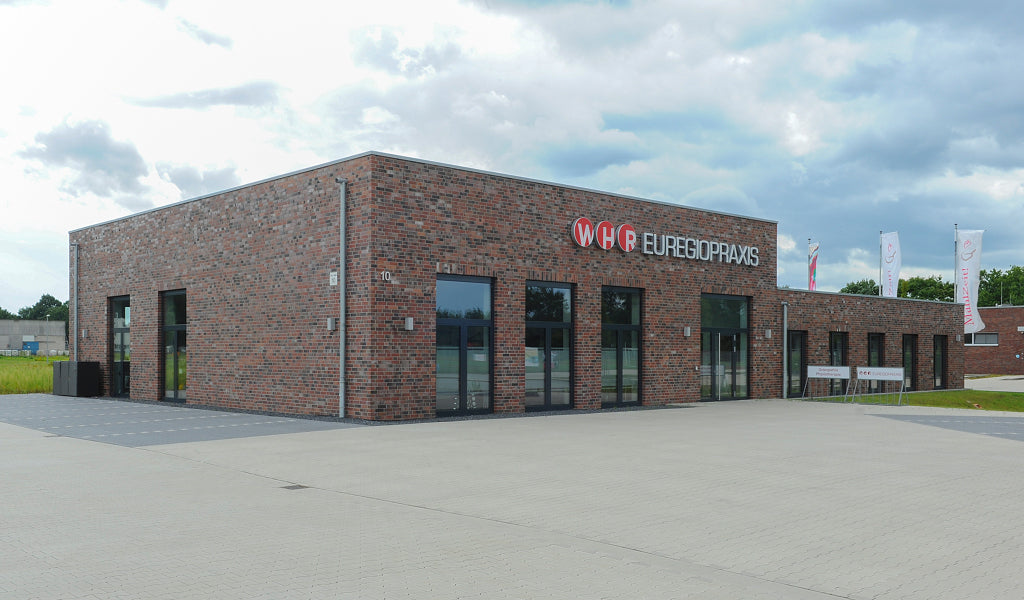 928kws | Wytłaczna | Cegła NF Czerwono-Niebieska (z plamami węglowymi)